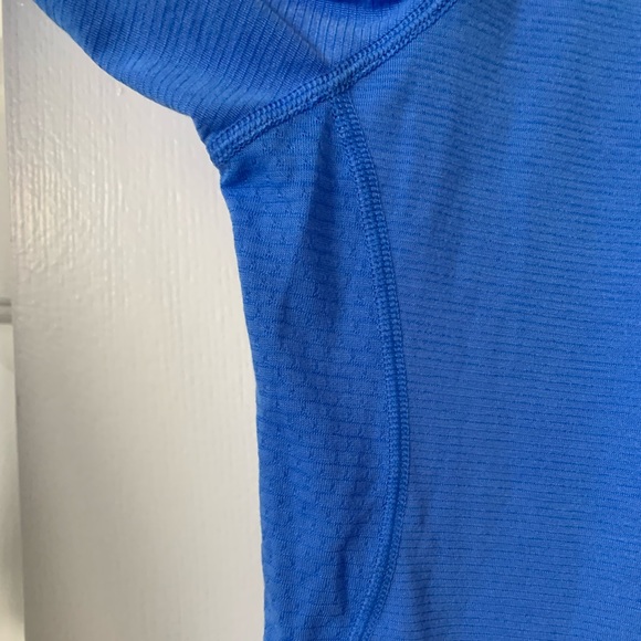Under Armour HeatGear Quarter Zip - Picture 4 of 7